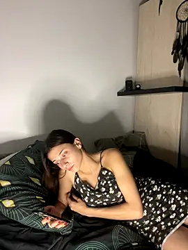 Zakiralove naked strip webcam for live sex video chat