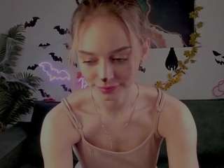 joyce-shinne nude hot live sex chat