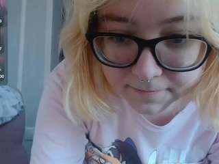 MakedaSoloman nude hot live sex chat