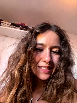 Griegadelfuego naked strip webcam for live sex video chat