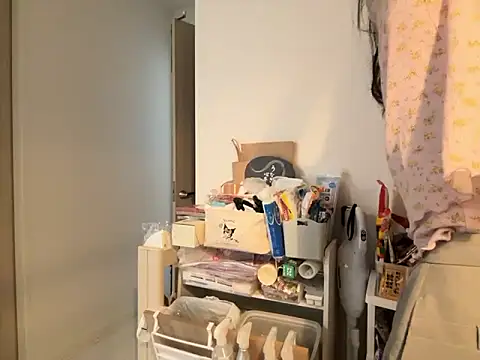 miku_pipipi naked strip webcam for live sex video chat