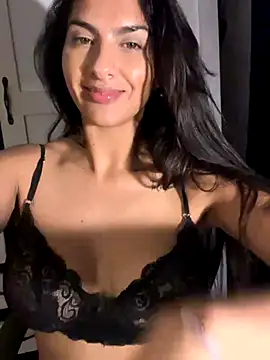 chicachocolate01 naked strip webcam for live sex video chat