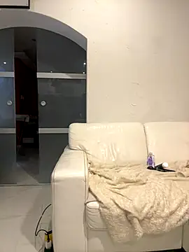 sissytrainz naked strip webcam for live sex video chat