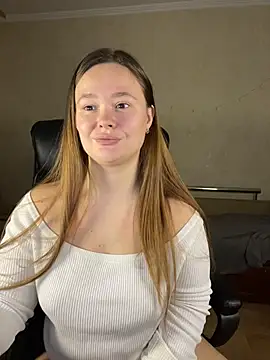 CaramelleSugarr naked strip webcam for live sex video chat