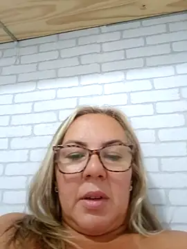 Pamelamilf naked strip webcam for live sex video chat