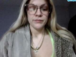 PrettycelinaXO nude hot live sex chat