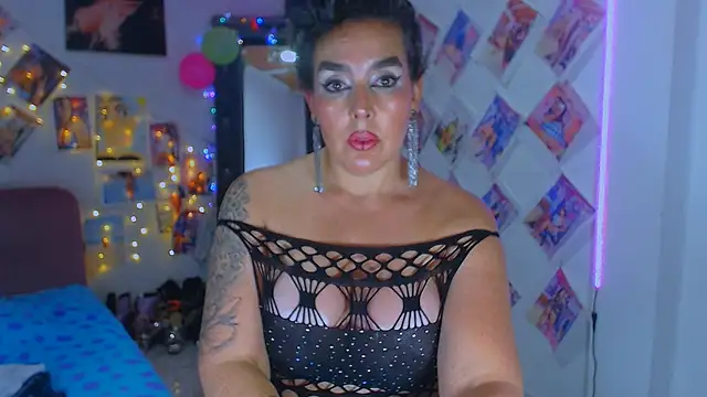 sweet_vanessa_22 naked strip webcam for live sex video chat