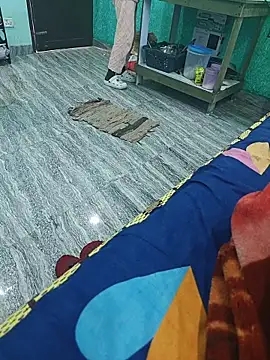 UrS_hottty_ naked strip webcam for live sex video chat