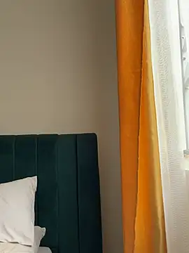 TheaWren naked strip webcam for live sex video chat