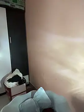 Bunny_Scarlett18 naked strip webcam for live sex video chat