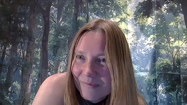 DutchButterfly naked strip webcam for live sex video chat