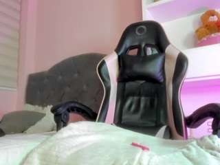 Franchezcaa nude hot live sex chat