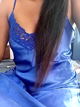 ARALIYA-CAM naked strip webcam for live sex video chat