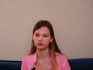LavetaLalumiere nude hot live sex chat