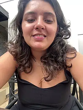 midsize_94 naked strip webcam for live sex video chat