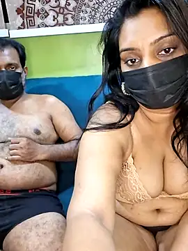 Hornyreshma naked strip webcam for live sex video chat