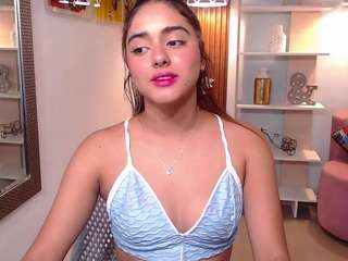 Lucy-Greey nude hot live sex chat