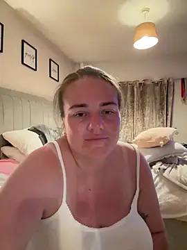 Bustygem_ naked strip webcam for live sex video chat