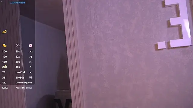 Madison_Flame naked strip webcam for live sex video chat